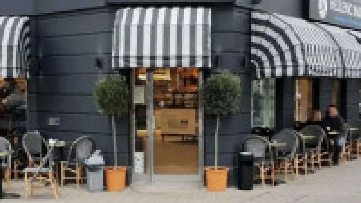 Hellenic Bakery Brighton Hove — Birthday Cake in Hove