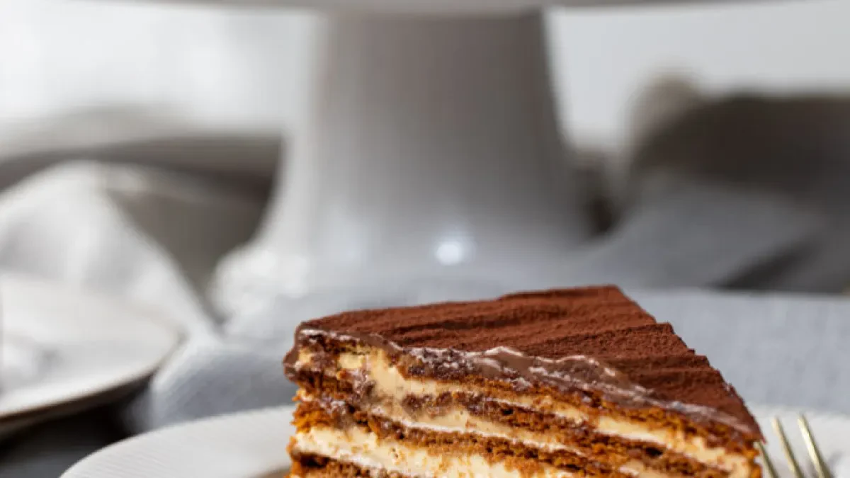 Honey Cake by Mary Hove — Birthday Cake in Hove
